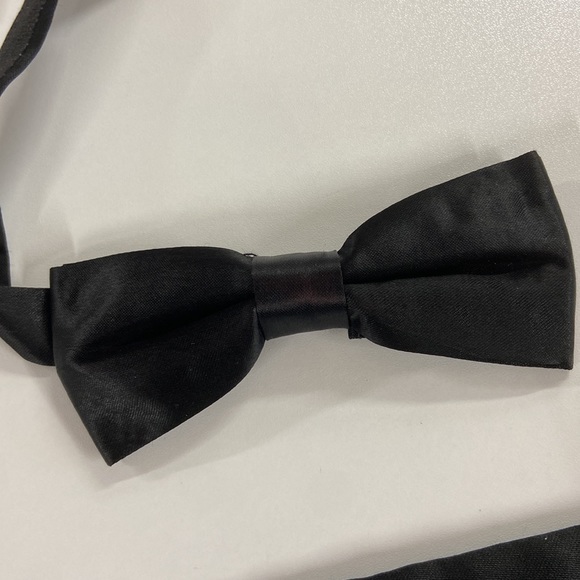 Prom/Wedding Cummerbund & Bow-Tie Set Black Satin - Picture 9 of 13